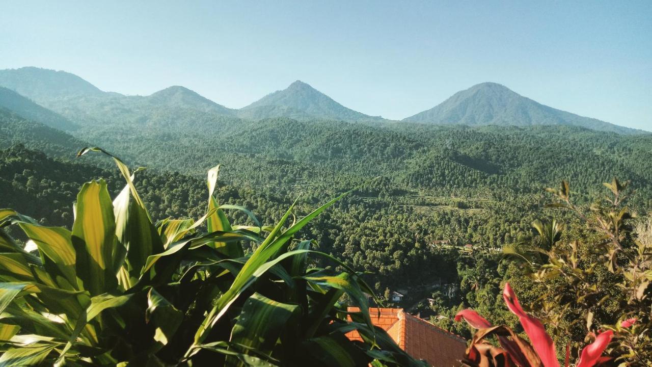 Made Oka Homestay And Warung Мундук Экстерьер фото