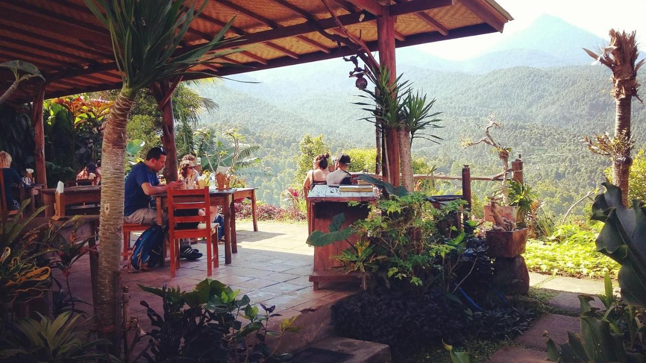 Made Oka Homestay And Warung Мундук Экстерьер фото