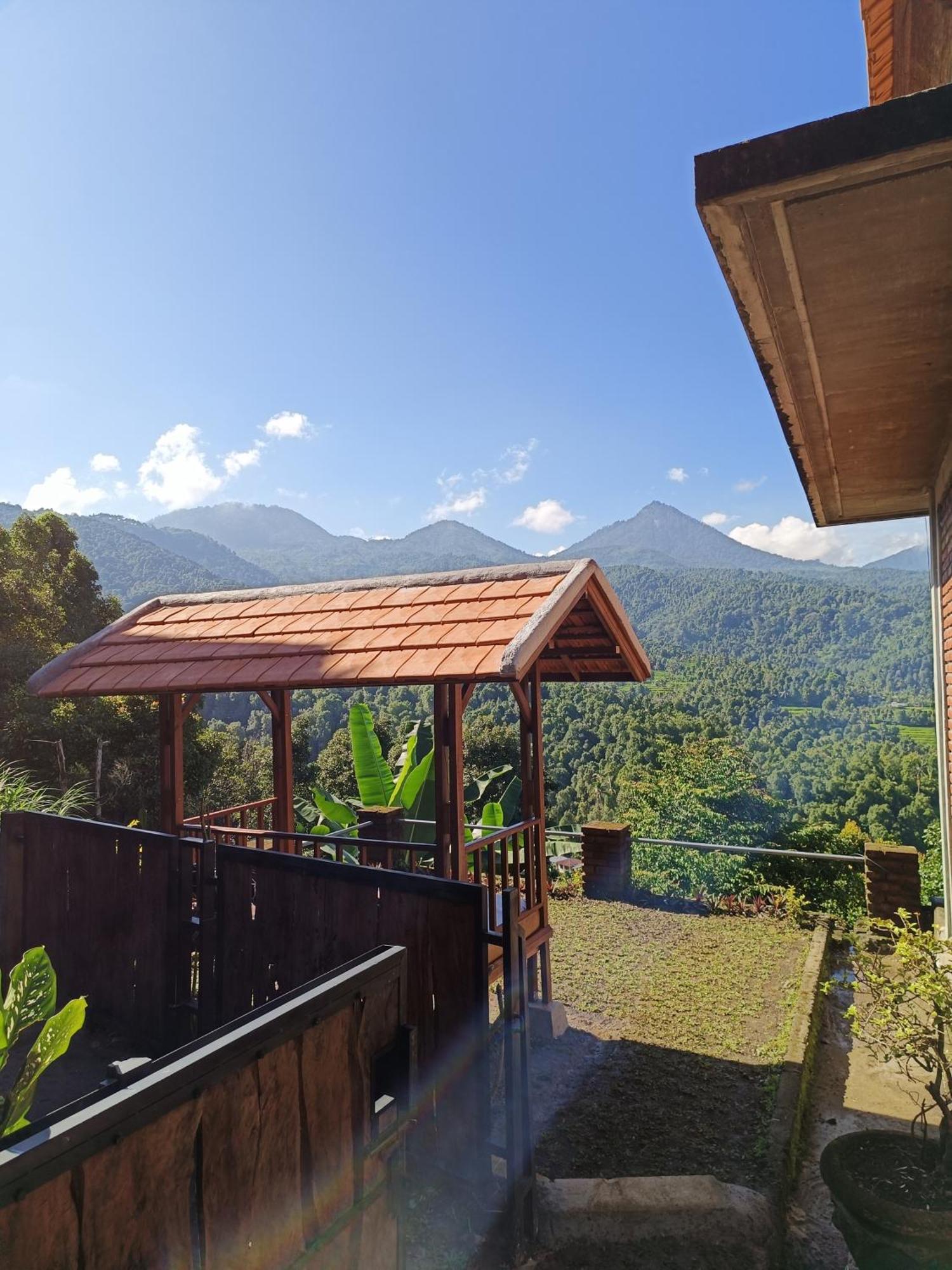 Made Oka Homestay And Warung Мундук Экстерьер фото
