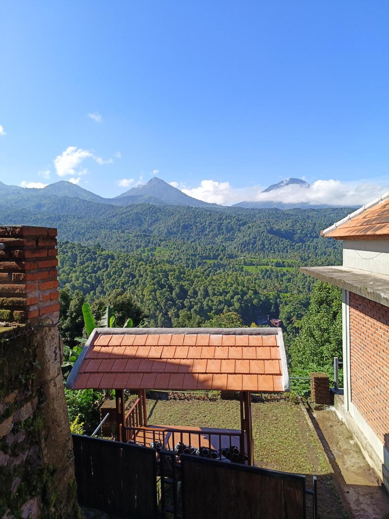 Made Oka Homestay And Warung Мундук Экстерьер фото