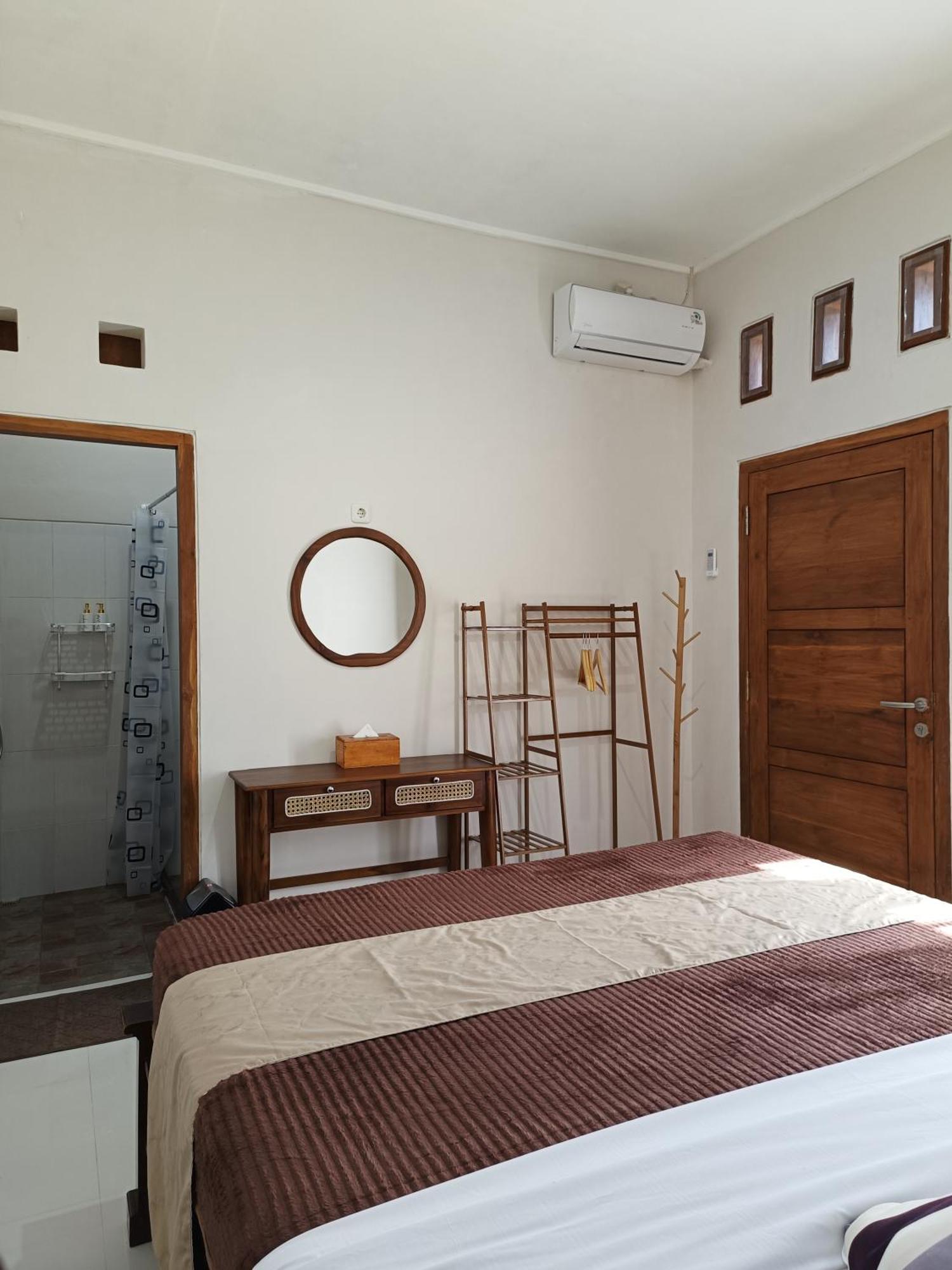 Made Oka Homestay And Warung Мундук Экстерьер фото