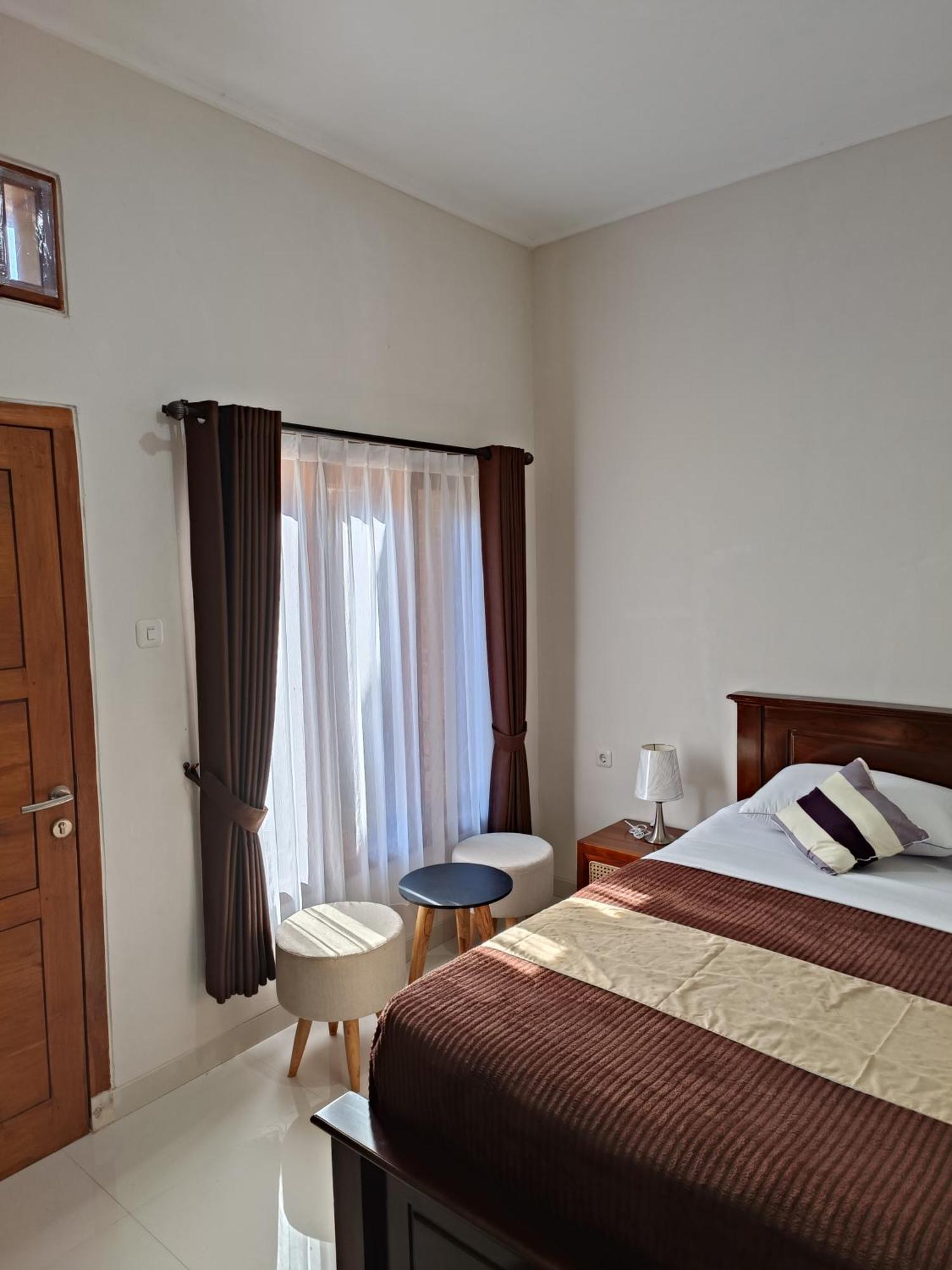 Made Oka Homestay And Warung Мундук Экстерьер фото