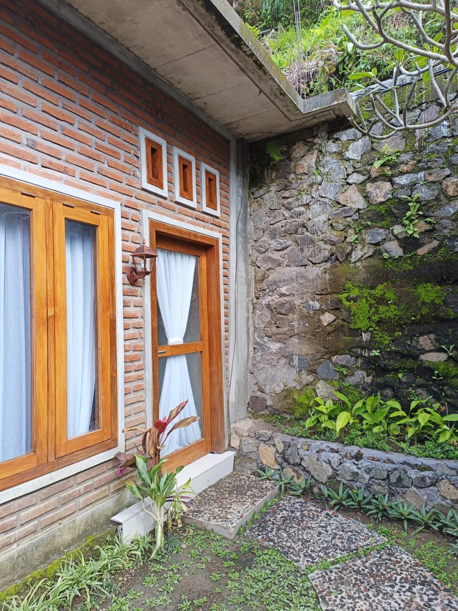 Made Oka Homestay And Warung Мундук Экстерьер фото